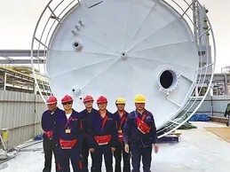 Pelapisan PTFE di lokasi untuk tangki 350m³ oleh tim ChiNaite